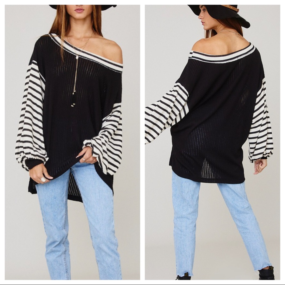 ✨LAST ONES✨Fabulous neck striped tunic top - Picture 2 of 6